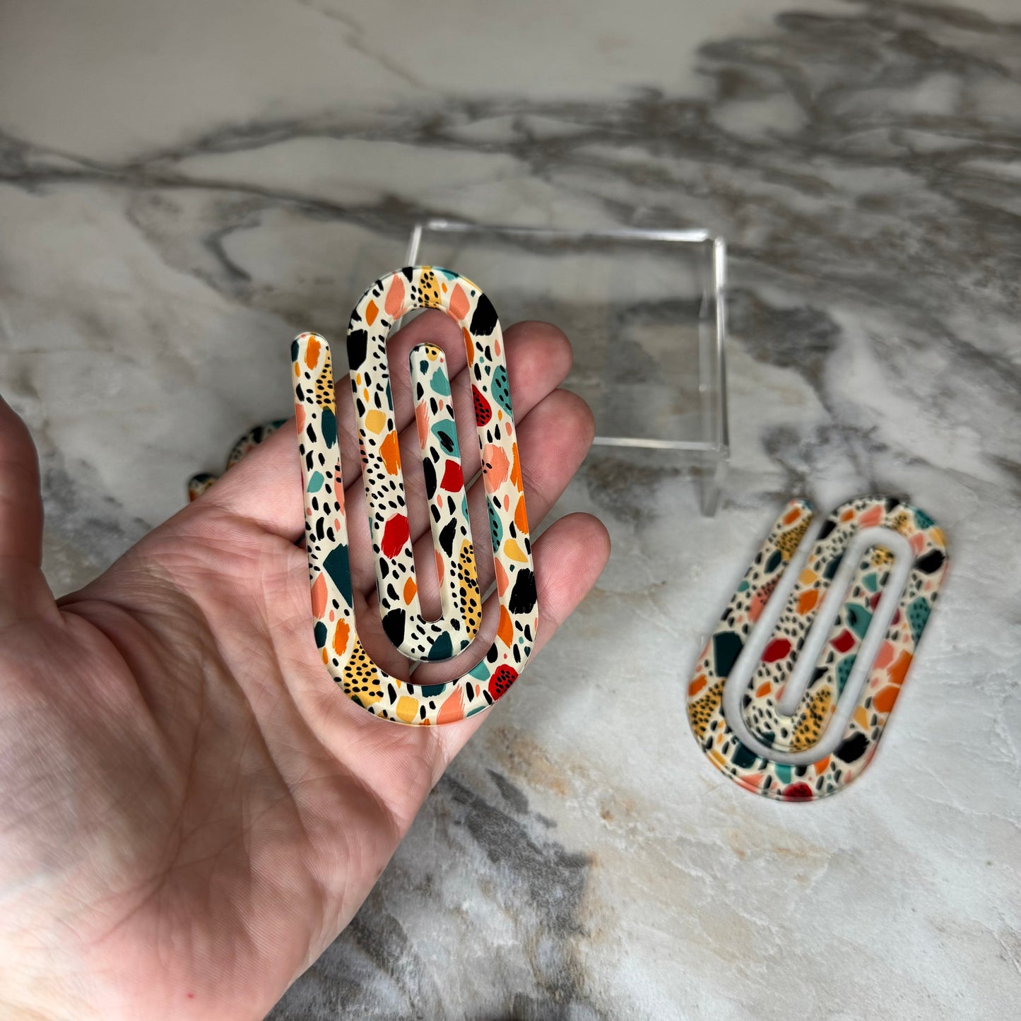 Jumbo Paperclip - Abstract Stones Brush Stroke