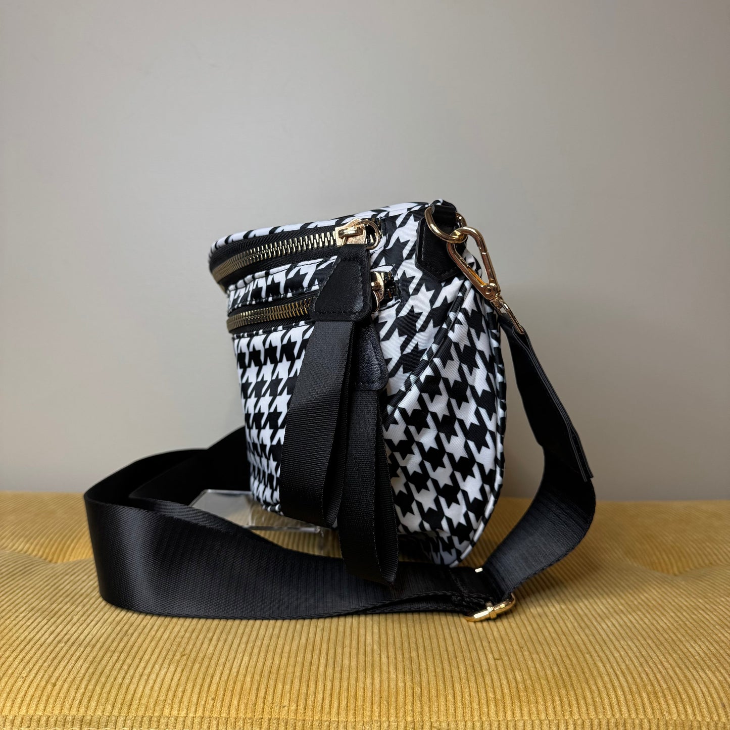 The Roni Nylon Crossbody - Houndstooth - PREORDER