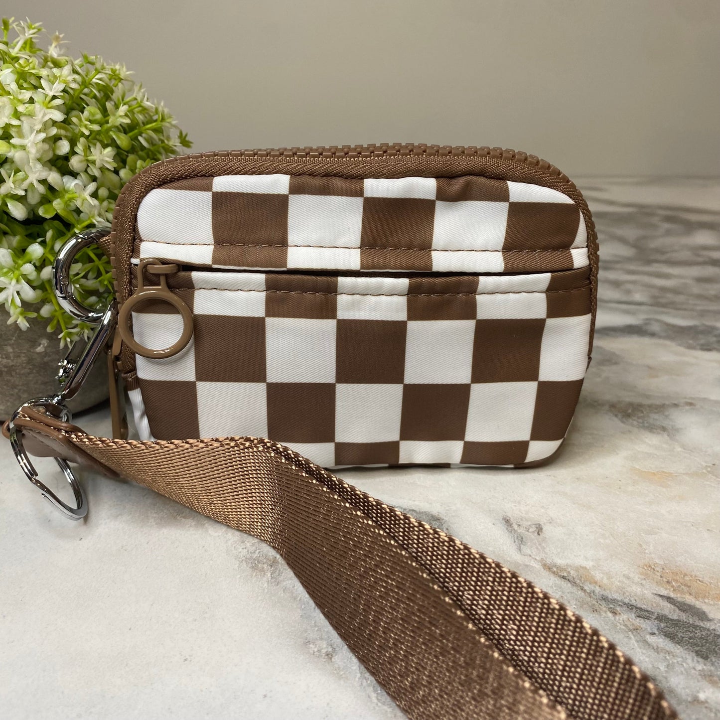 Rue - Nylon Wristlet Wallet - Checkered