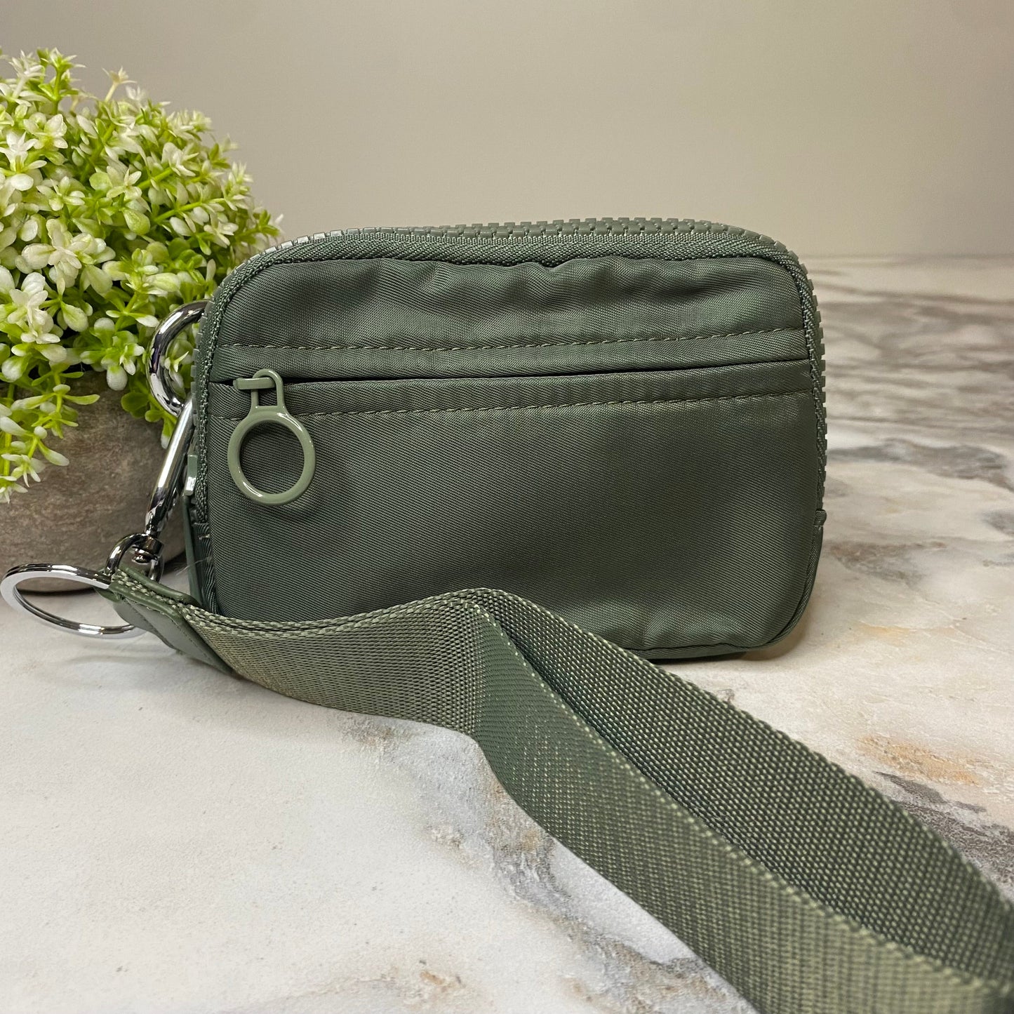 Rue - Nylon Wristlet Wallet - Solid