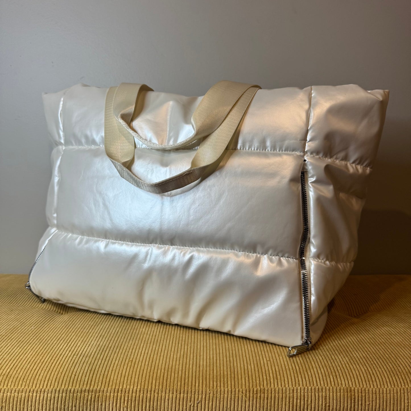 Abby - Puffer Tote - PREORDER ENDS 10/24