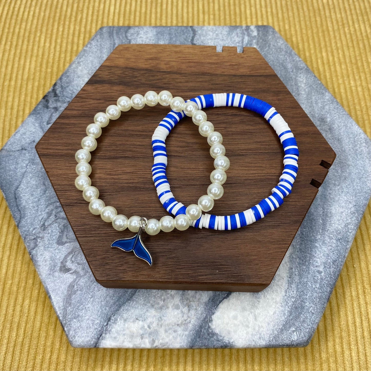 Bracelet - Whale Tail Set